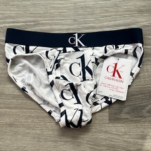 Calvin Klein One Brief Small